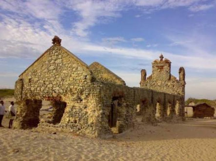 Dhanushkodi Temple and Beach Trip Packages